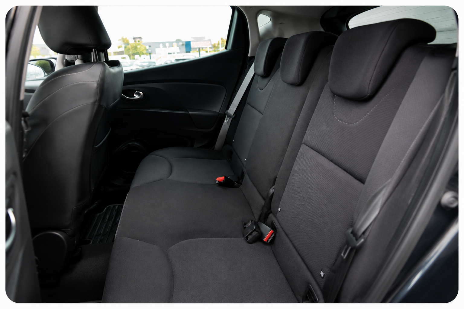 Renault Clio IV Société — après transformation, 5 places